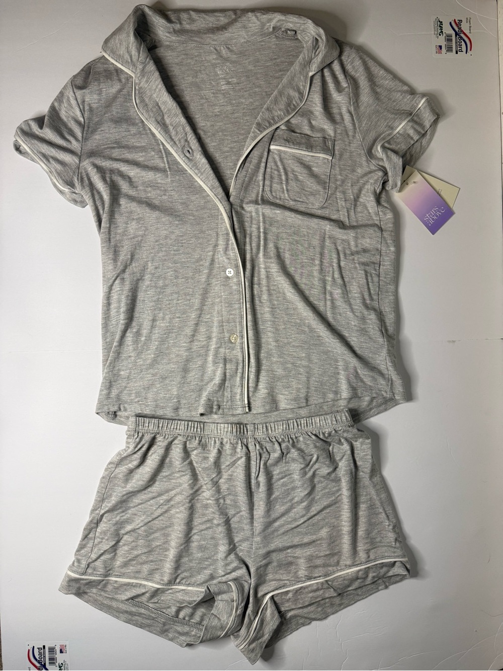 stars above Heather Gray Short Sleeve Pajama Set with Contrast Piping